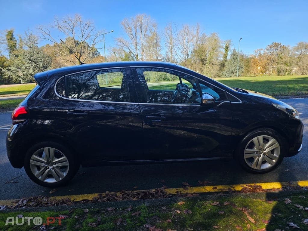 Peugeot 208 1.6 BlueHDi Allure