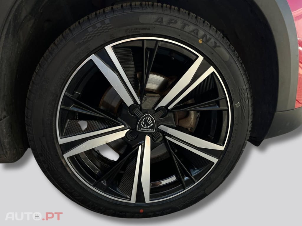 Peugeot 2008  1.2 PureTech Crossway