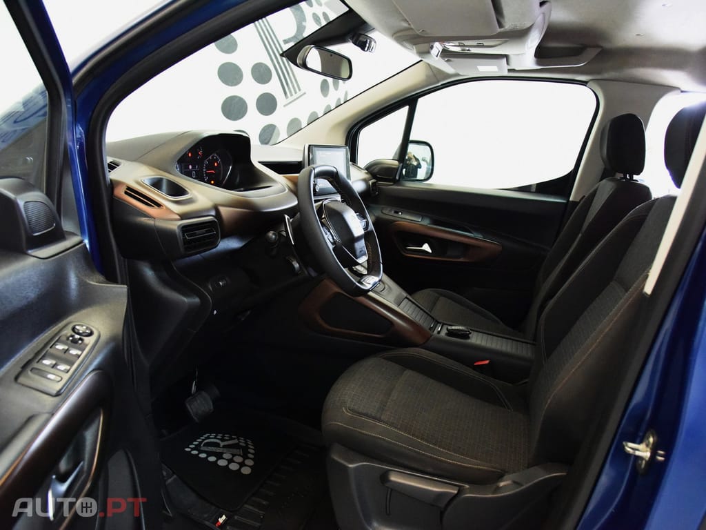 Peugeot Rifter 1.2 PureTech Longa GT Line 7L