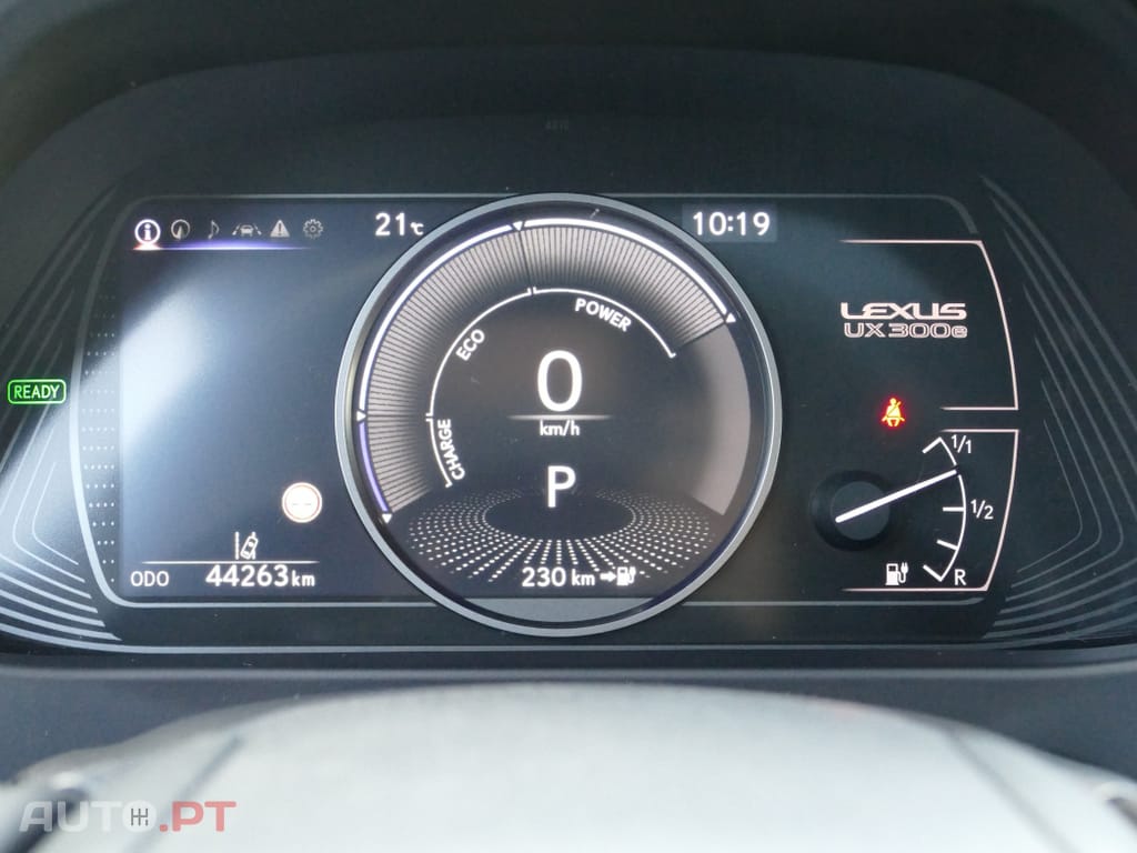 Lexus UX Luxury+TAE+JLL18