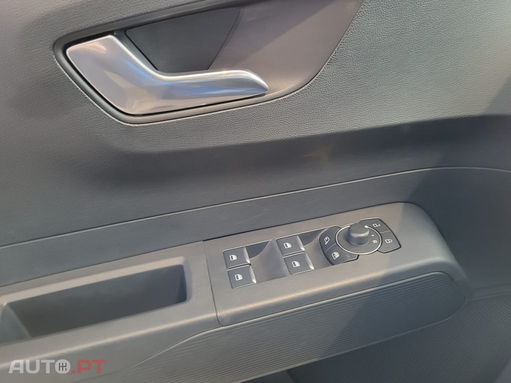 Ford Tourneo 1.0 EcoBoost Active