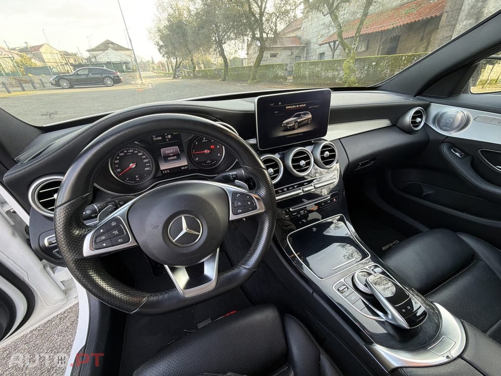 Mercedes-Benz C 300 de AMG Line