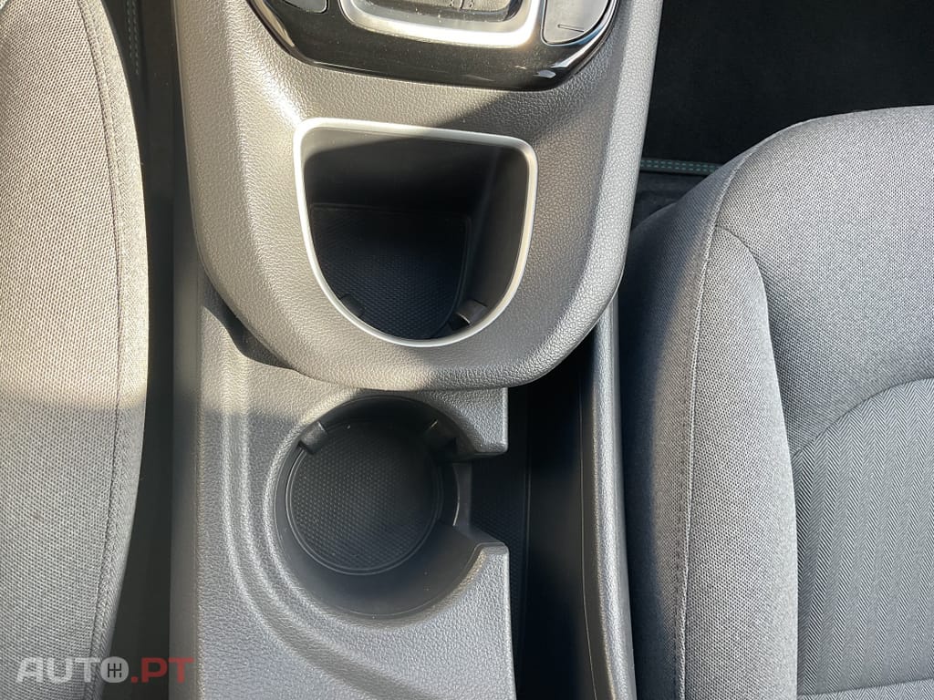 Hyundai Ioniq 1.6 GDI HEV