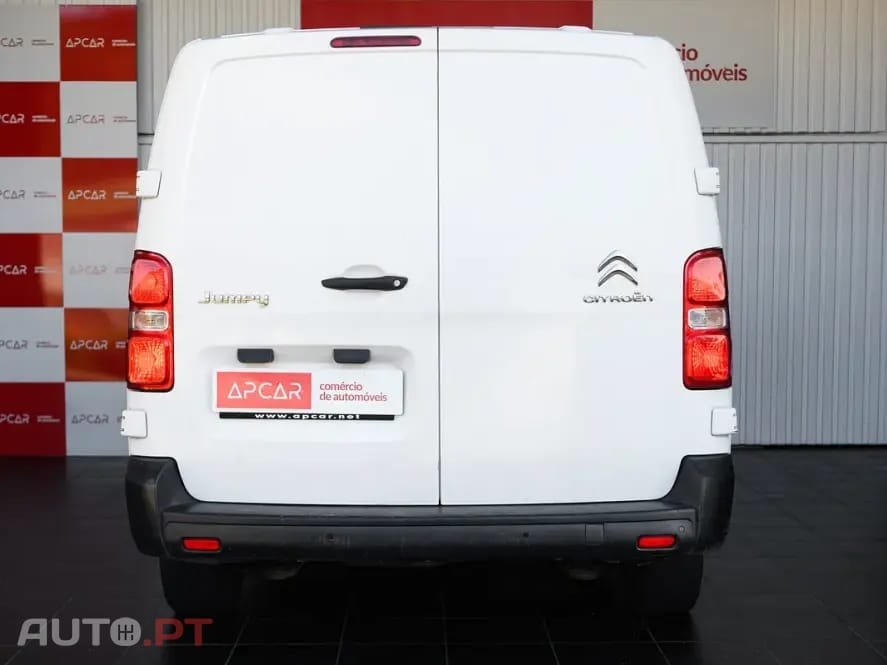 Citroen Jumpy Outro