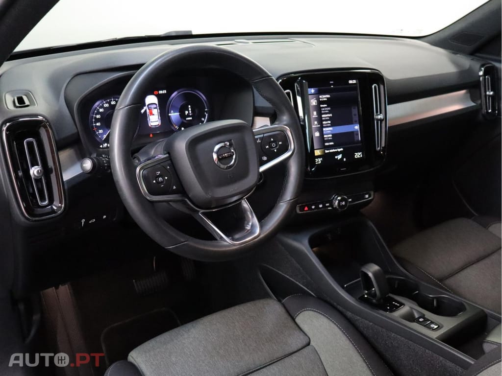 Volvo XC40  1.5 T5 PHEV Core