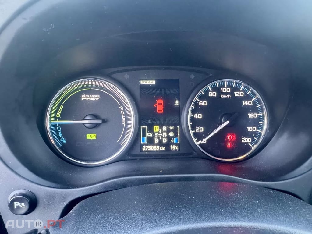 Mitsubishi Outlander 2.0 4WD