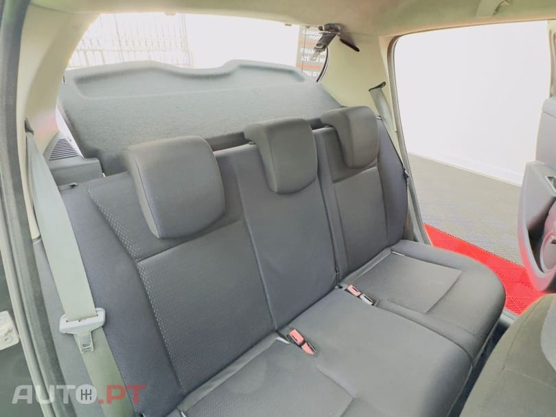 Renault Clio 1.2 16V Confort Dynamique