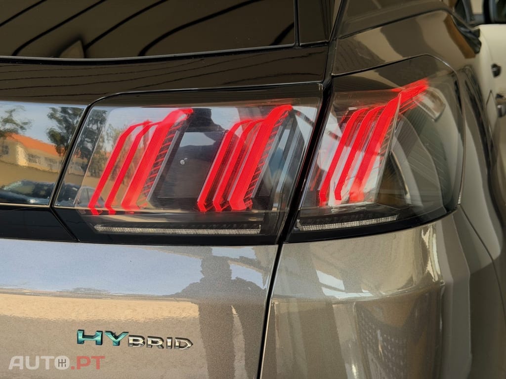 Peugeot 3008 1.6 Hybrid Allure Pack e-EAT8