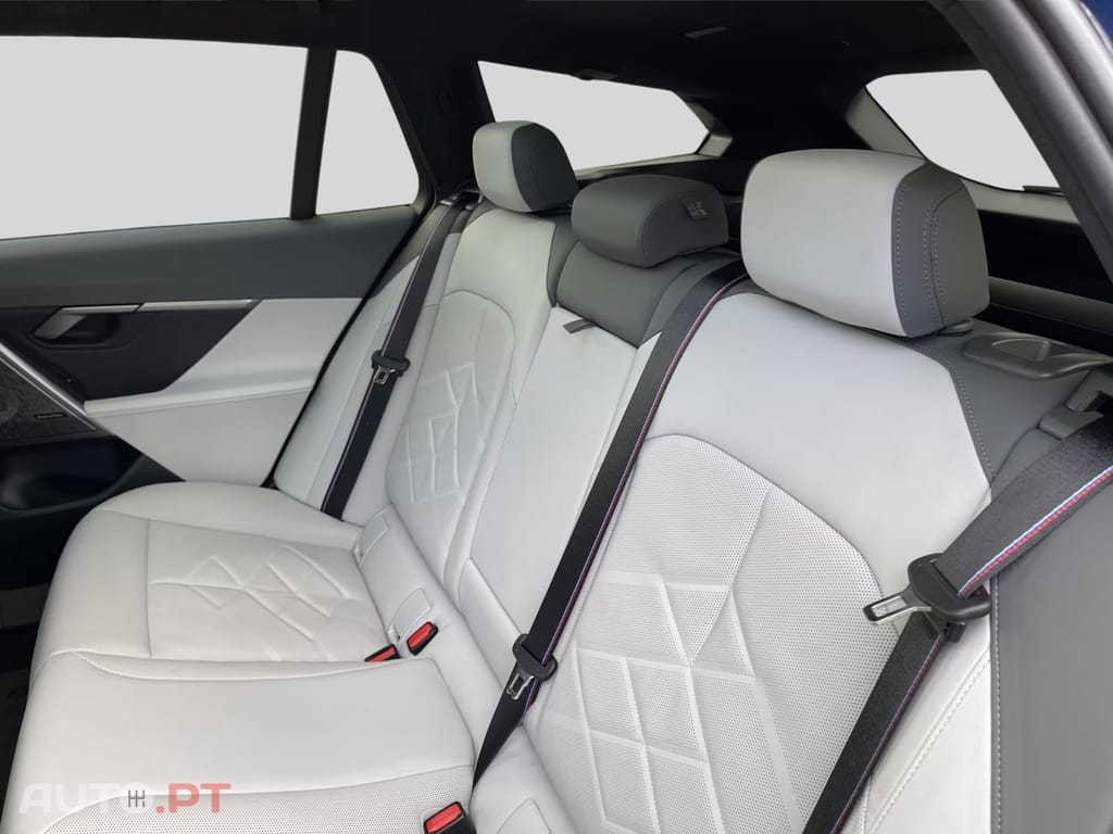 BMW i5 M60 xDrive M Sport Pro I.V.A DEDUTIVEL 