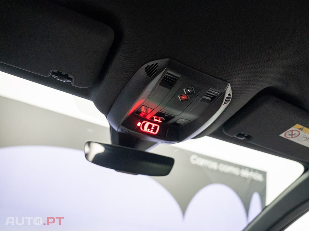 DS DS7 E-Tense Performance Line EAT8