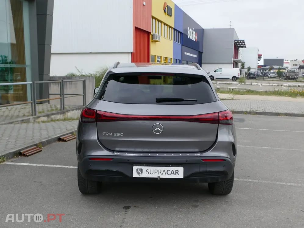 Mercedes-Benz EQA 250 AMG Line