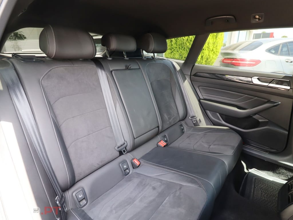 Volkswagen Arteon 2.0 TDI R-Line DSG
