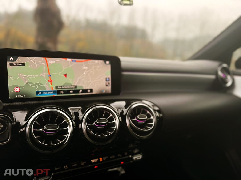 Mercedes-Benz A 250 AMG Line