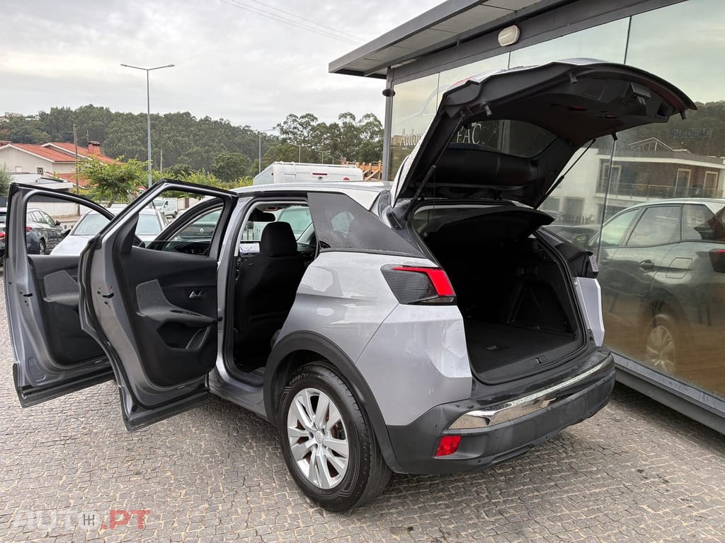 Peugeot 3008 1.5 BlueHDi Active