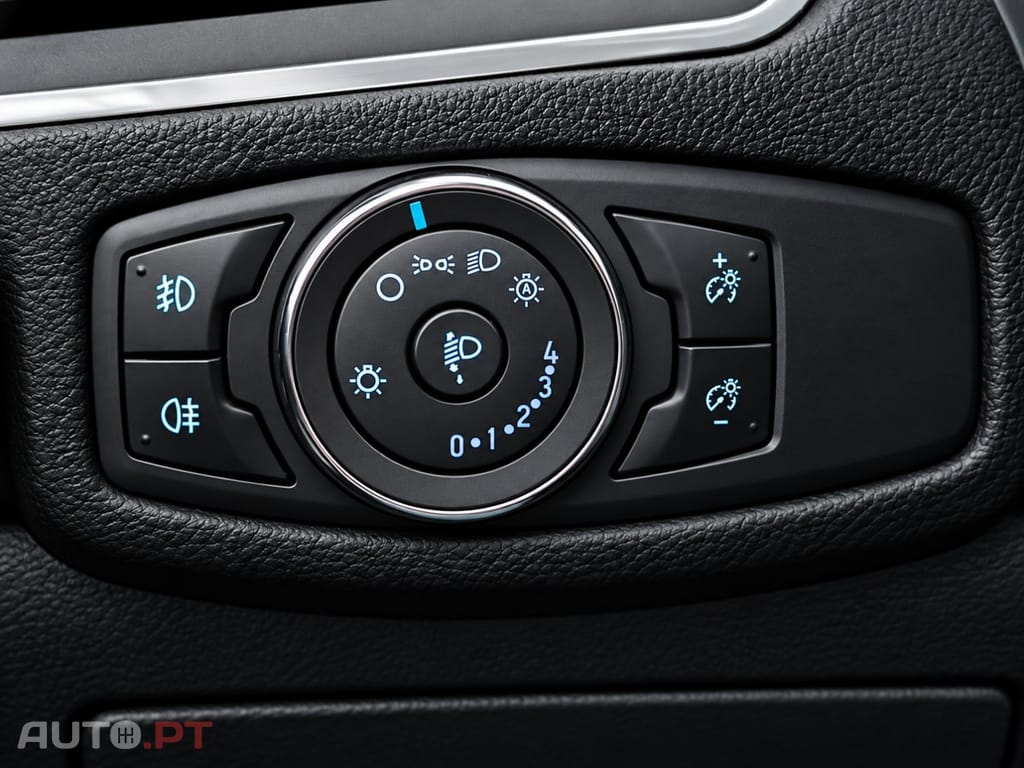 Ford S-Max 2.5 FHEV Titanium