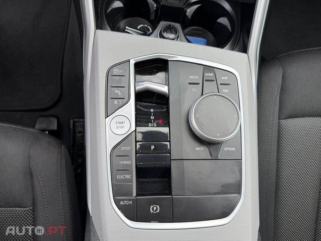 BMW 320 e Auto