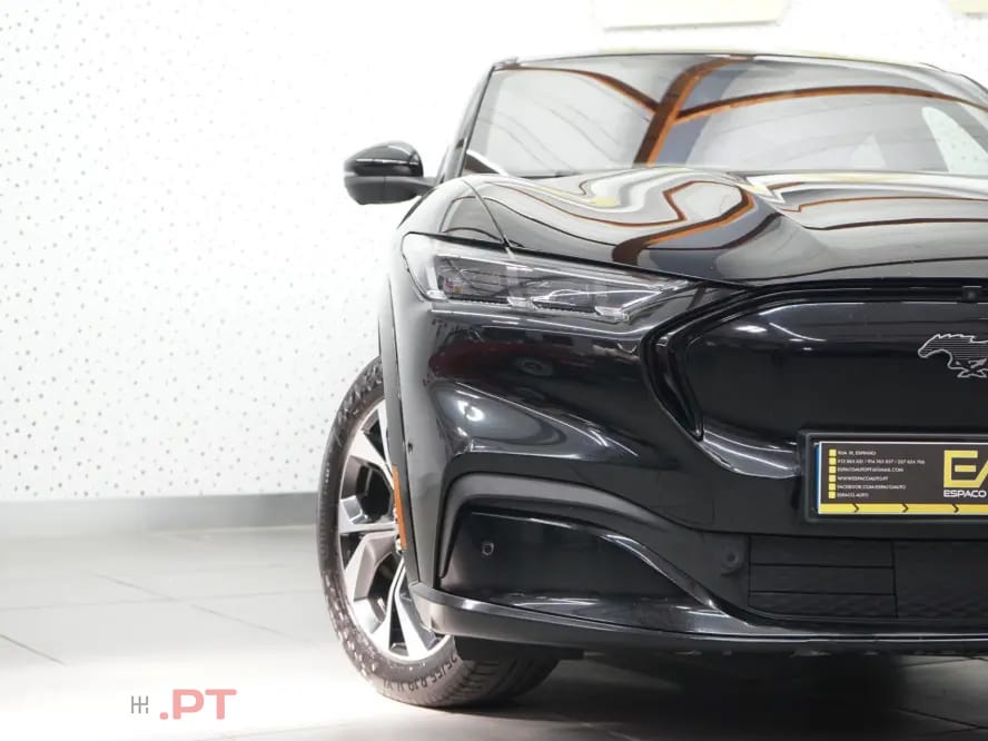 Ford Mustang Mach-E Extended Premium AWD 98 kWh