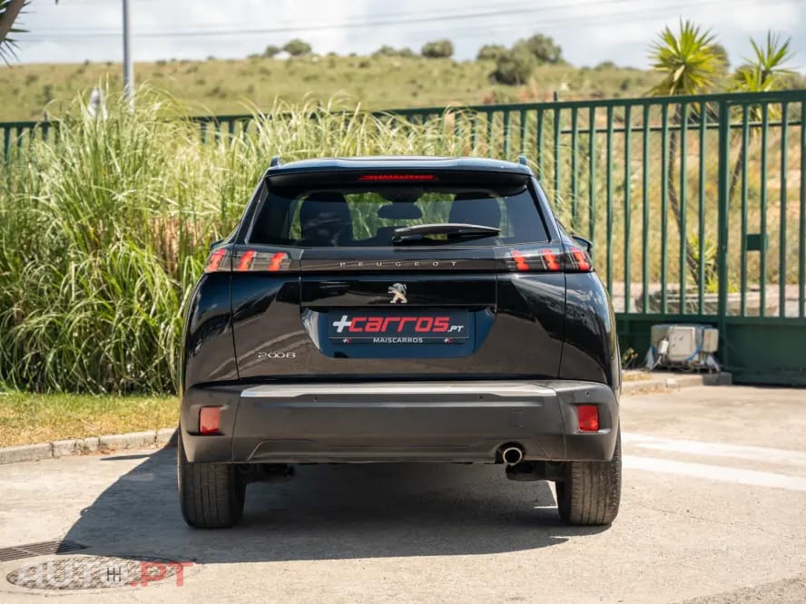 Peugeot 2008 1.5 BlueHDi Allure Pack