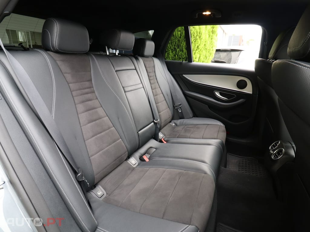 Mercedes-Benz E 300 AMG