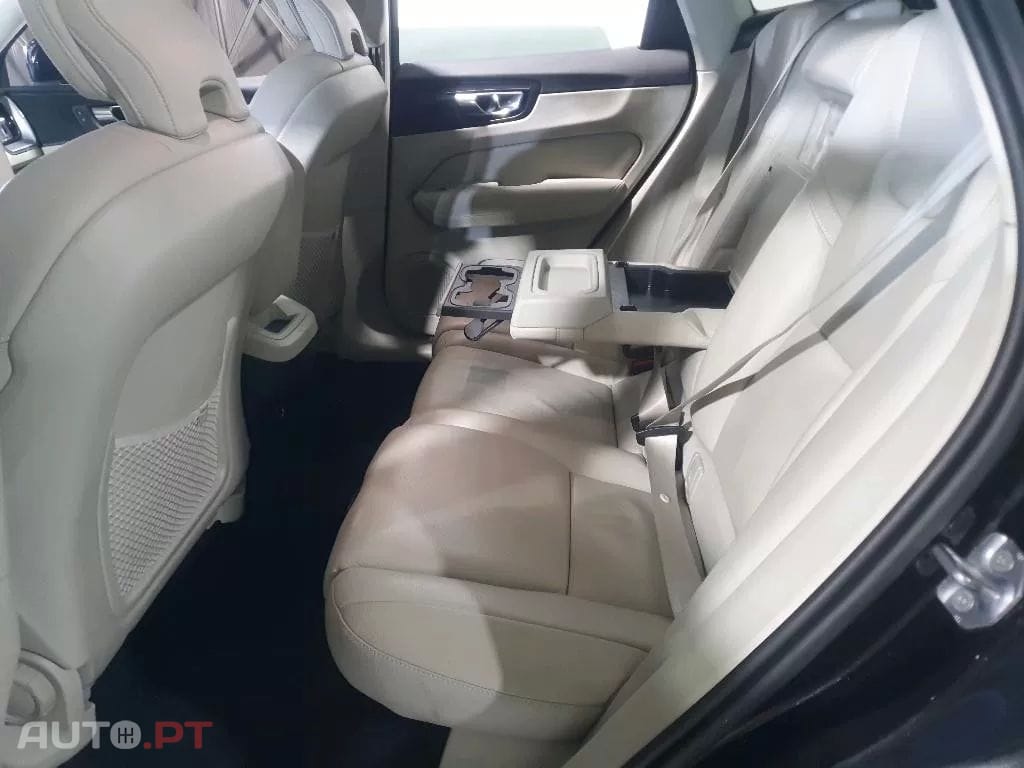 Volvo XC60 2.0 D3 Momentum