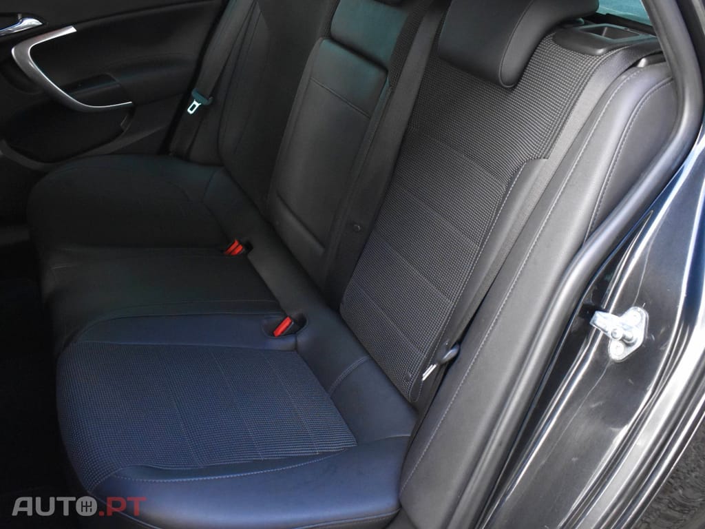 Opel Insignia Sports Tourer 2.0 CDTi Cosmo