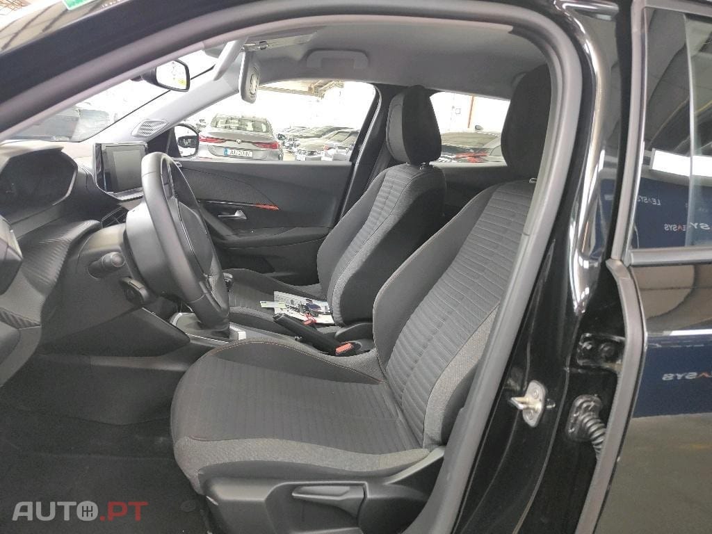 Peugeot 2008 1.2 PureTech Active Pack
