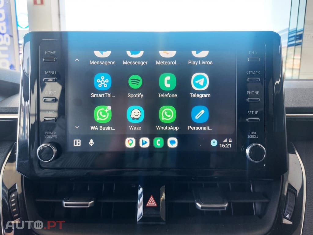 Toyota Corolla 1.8 Hybrid Comfort — fotografia 8