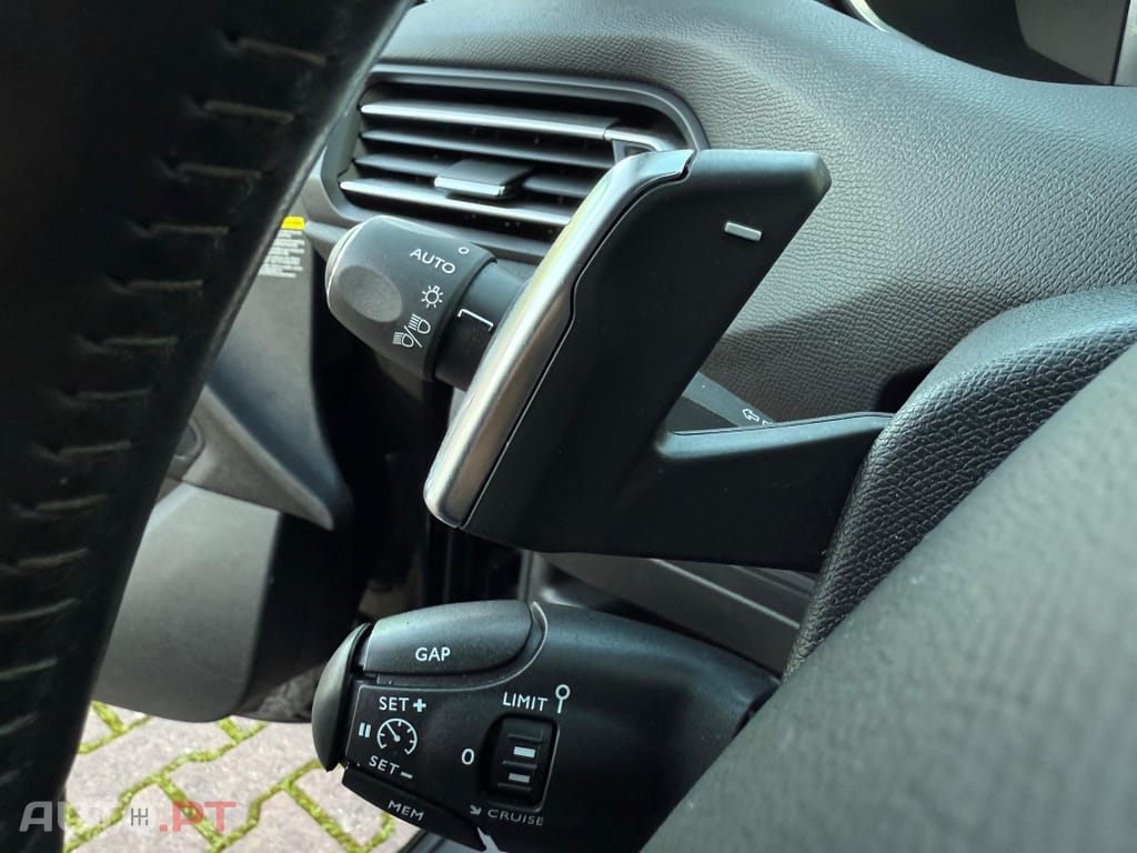 Peugeot 308 1.2 PureTech Allure Pack EAT8