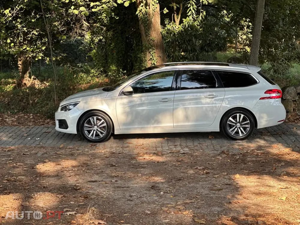 Peugeot 308 1.5 BlueHDi Allure