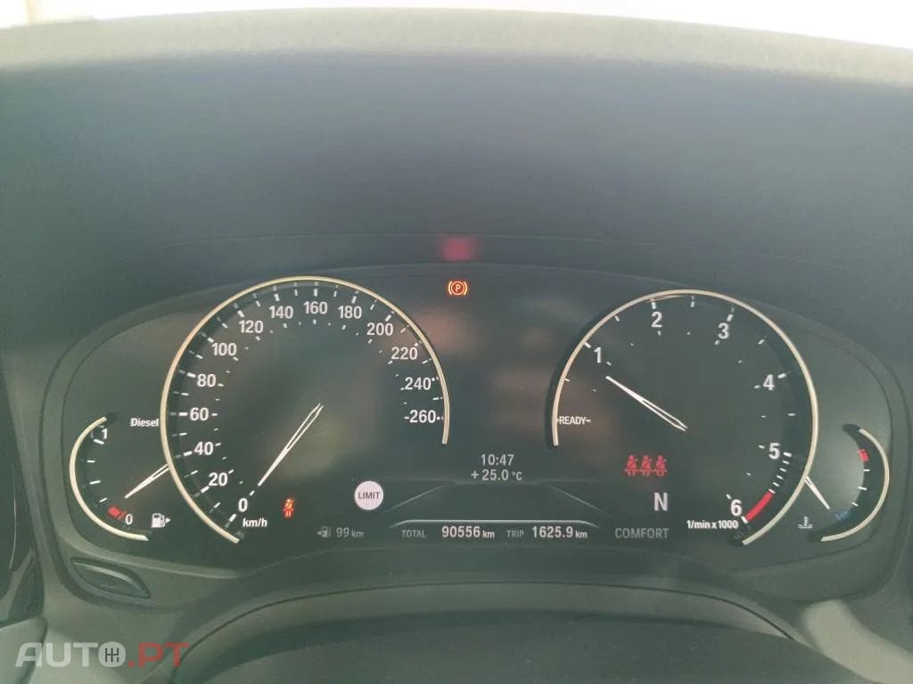 BMW 318 d Touring Essence
