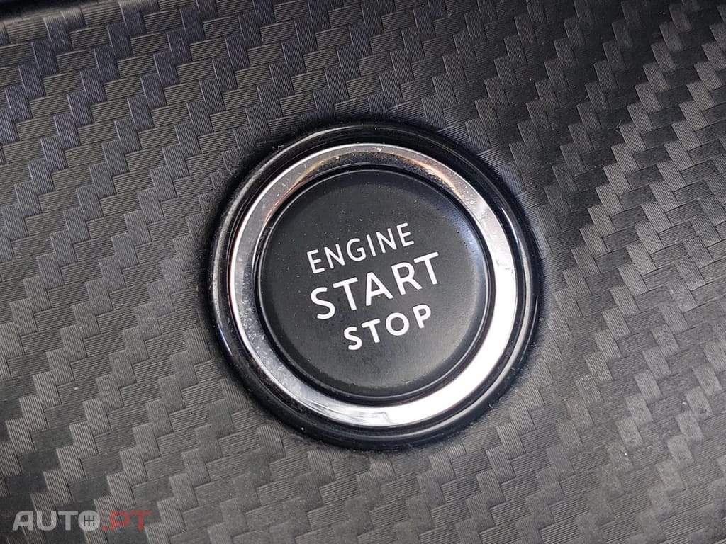 Peugeot E-208 50 kWh Active