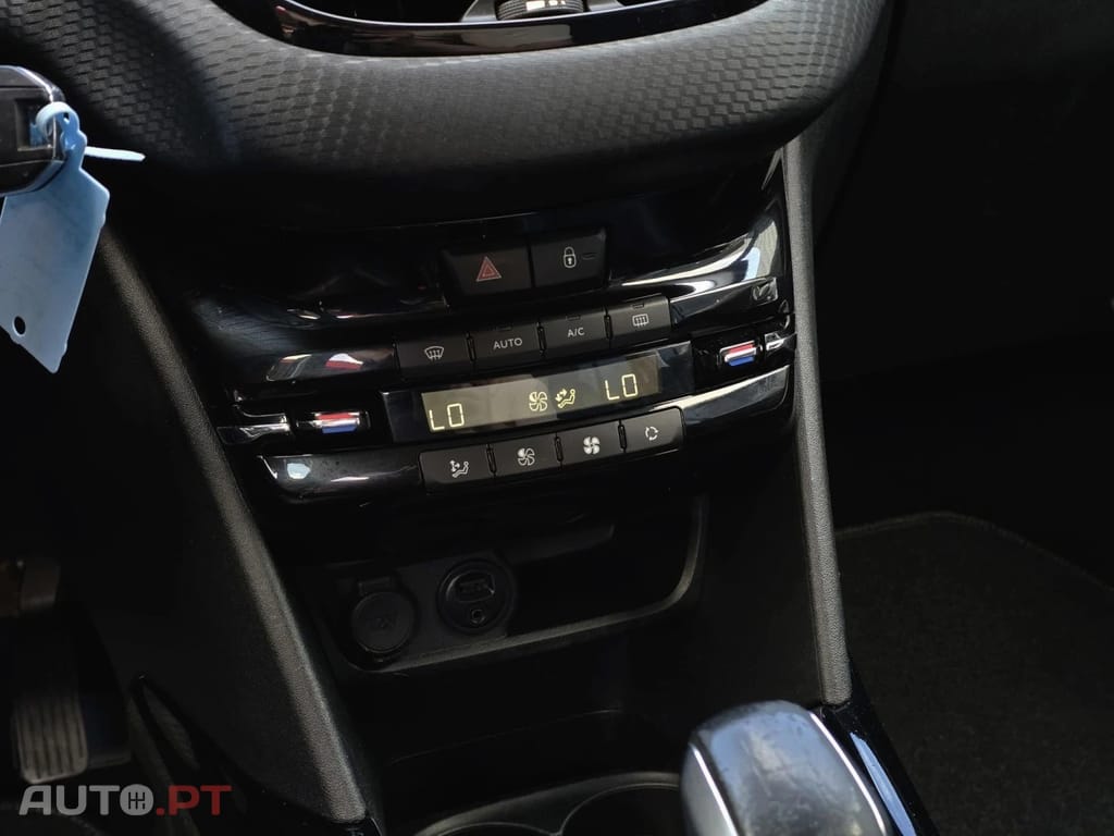 Peugeot 2008 1.6 BlueHDi Active