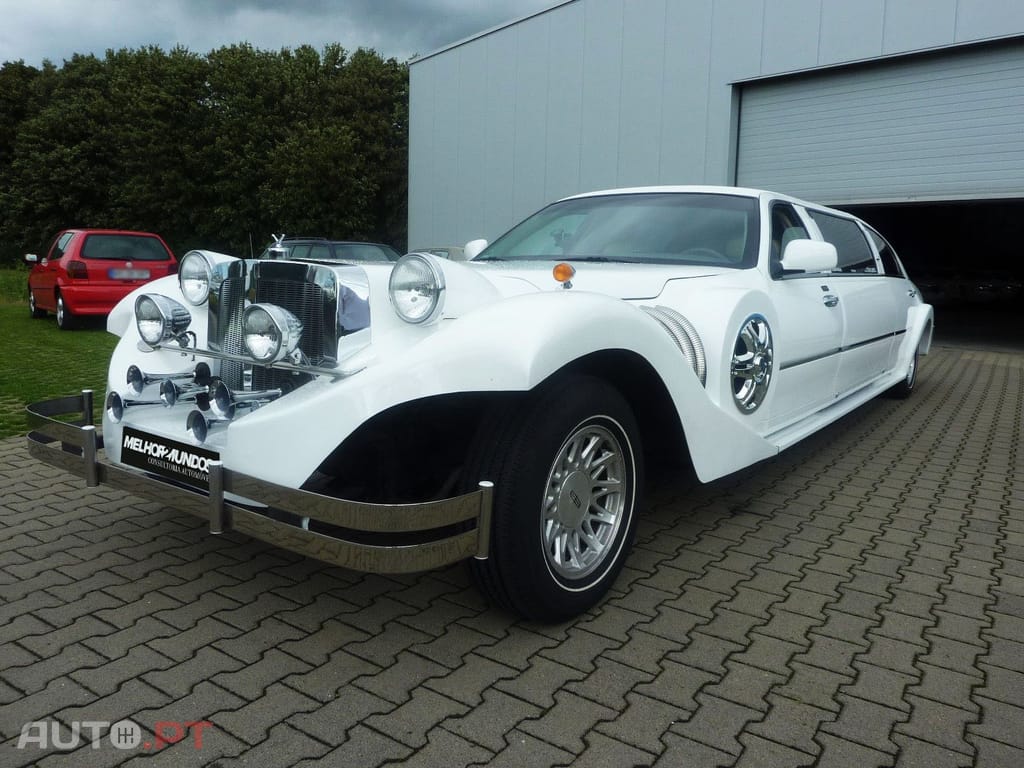 Lincoln Town Car Excalibur Stretchlimousine