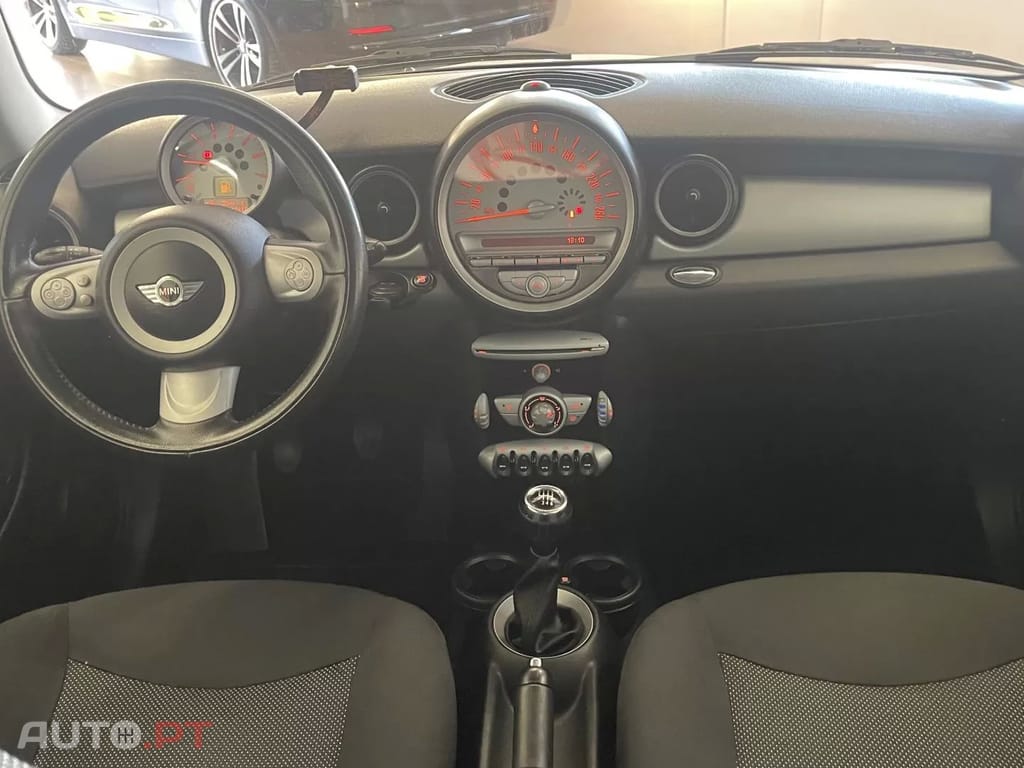 MINI One D - Black Details JLL 17