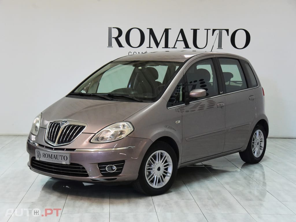 Lancia Musa 1.3 16V M-jet Platino DFN
