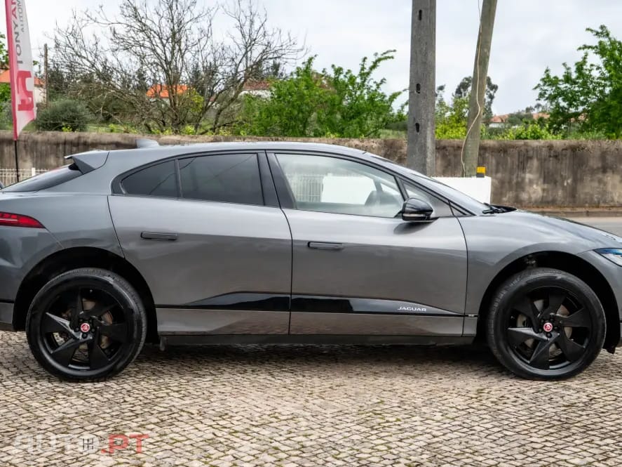Jaguar I-Pace EV400 AWD SE