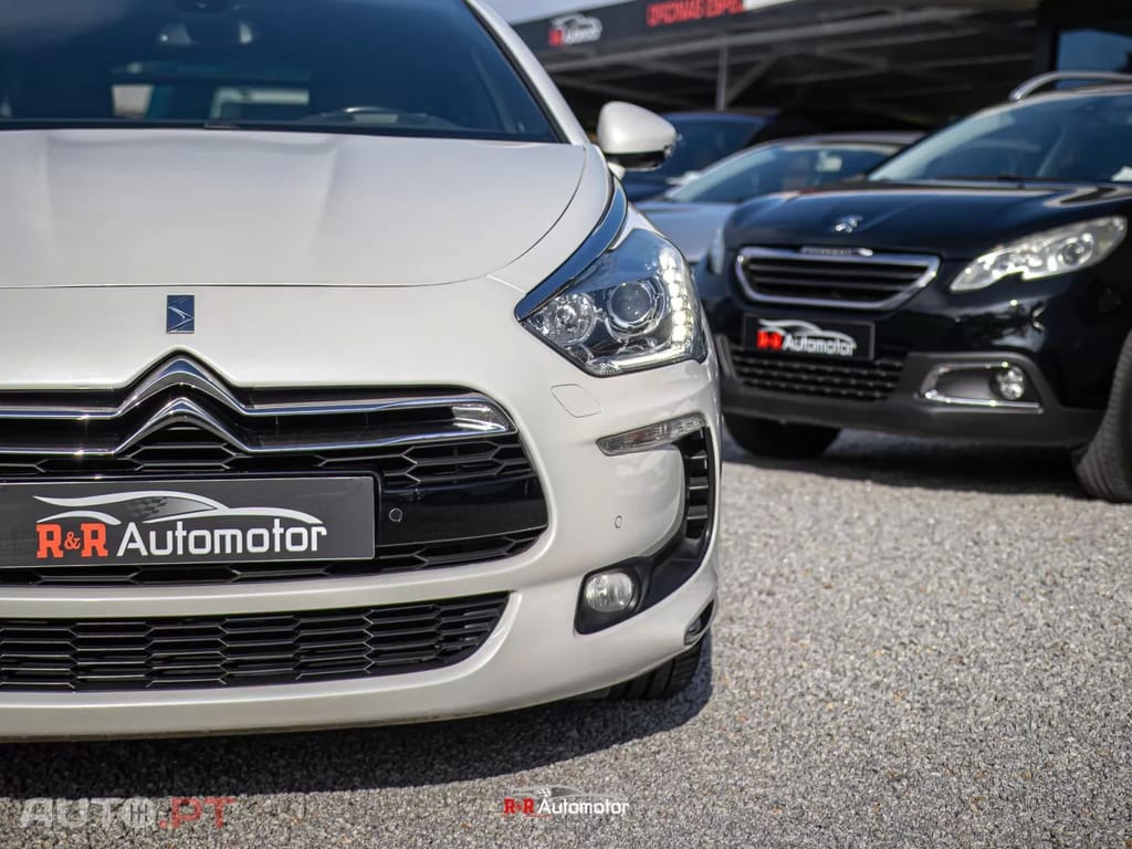 Citroen DS5 2.0 HDi Hybrid4 Sport Chic CMP6