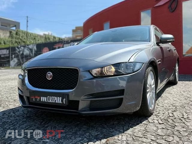 Jaguar XE 2.0 D Prestige