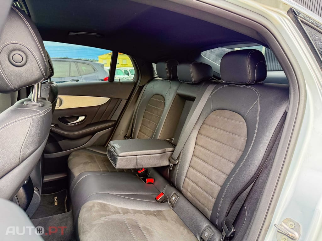 Mercedes-Benz GLC 300 de Coupe 4Matic 9G-TRONIC AMG Line