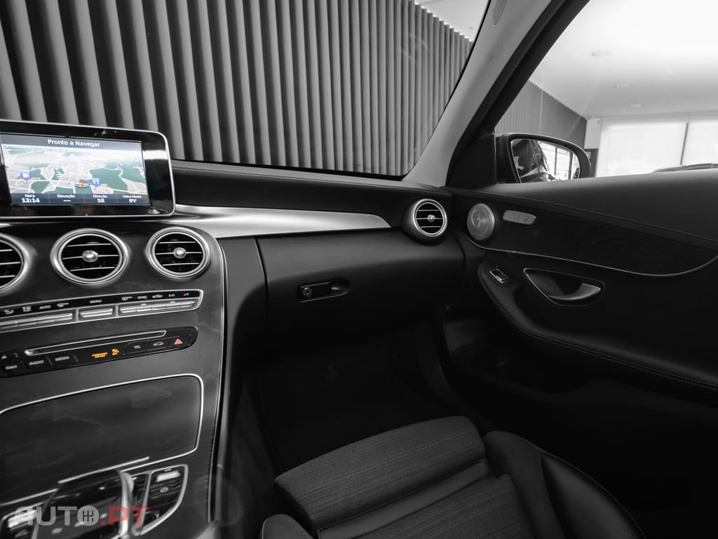Mercedes-Benz C 220 d Station 9G-TRONIC AMG Line