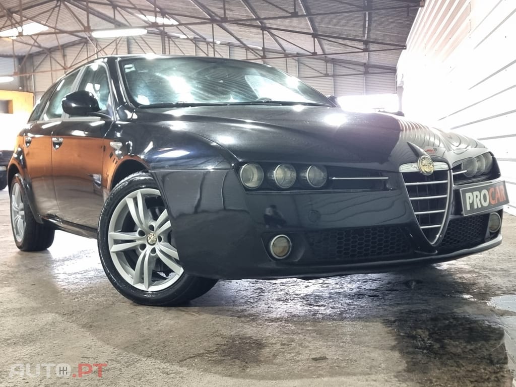 Alfa Romeo 159 Sportwagon 1.9 JTDm 16V Sportiva+