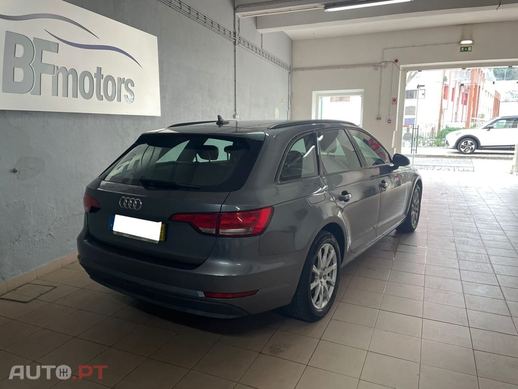 Audi A4 Avant 2.0 TDI S-line