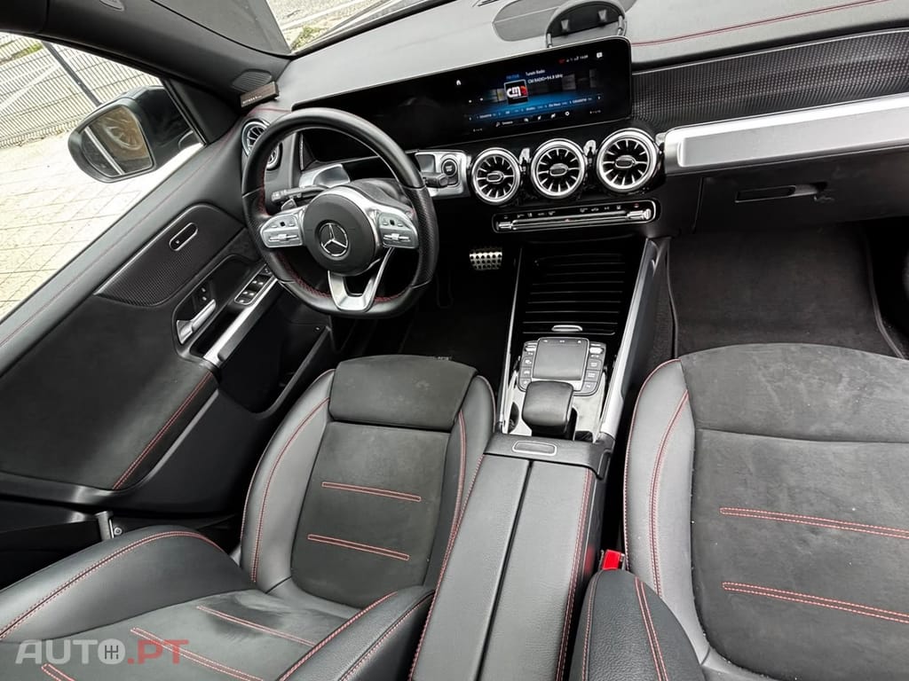 Mercedes-Benz EQB 300 4Matic AMG Line
