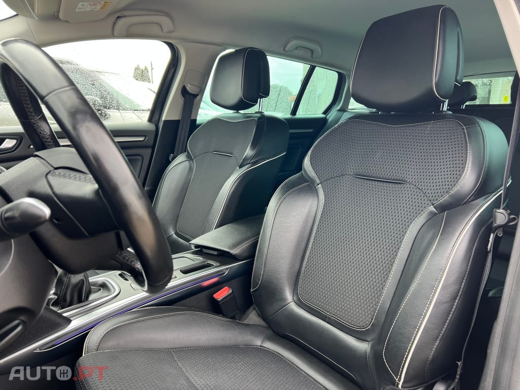 Renault Mégane Sport Tourer 1.5 Blue dCi Bose Edition