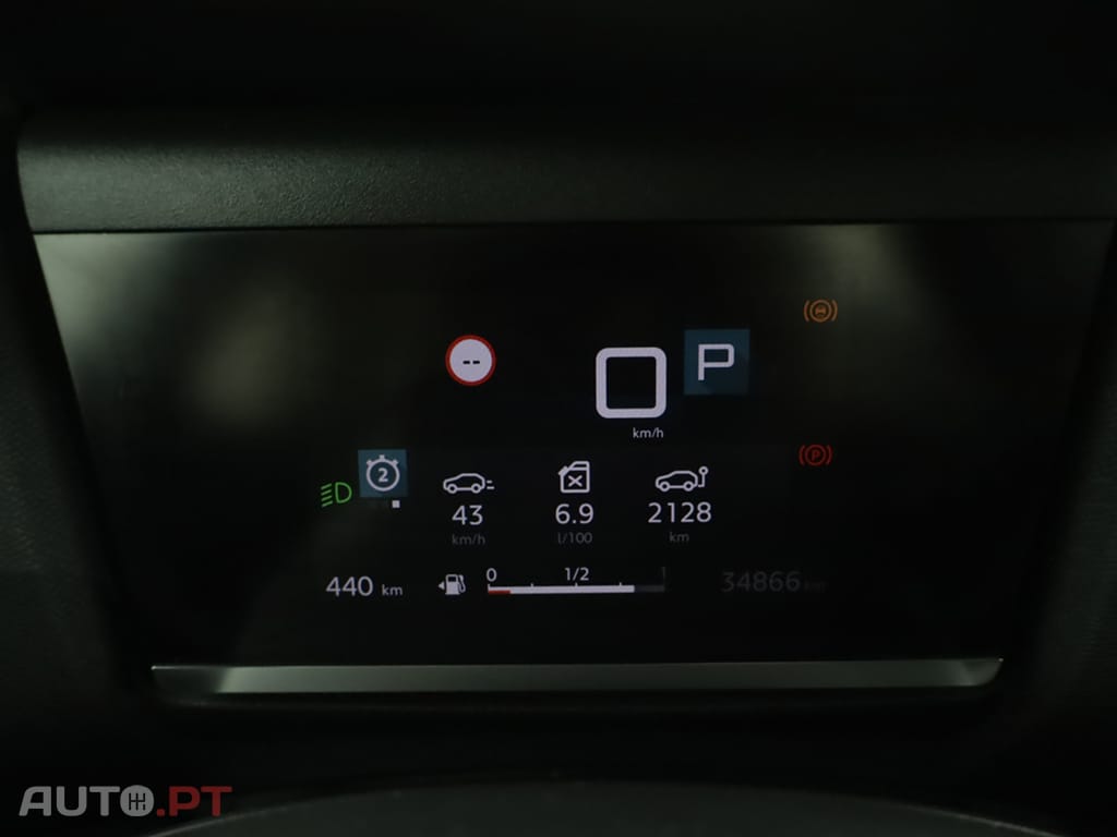 Citroen C4 C4 1.2 PureTech Plus EAT8