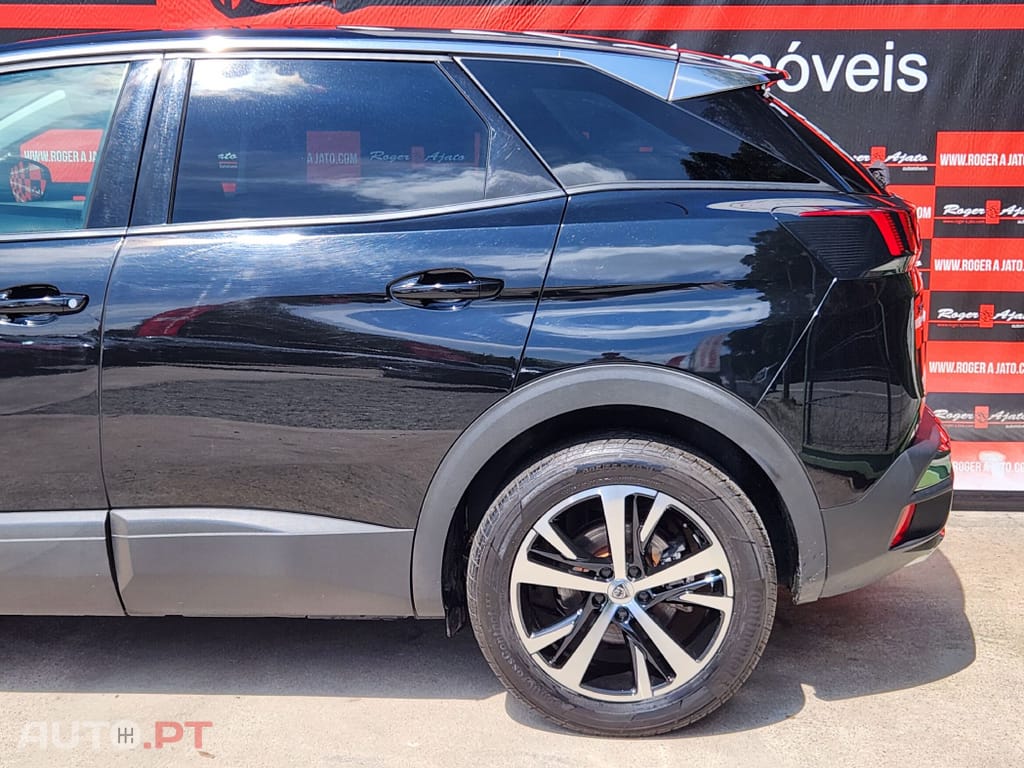 Peugeot 3008 1.5 BlueHDi Active