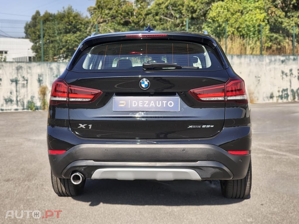 BMW X1 25 e xDrive xLine