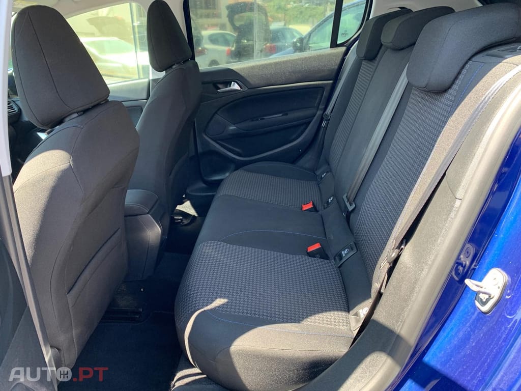 Peugeot 308 1.5 BlueHDi Style