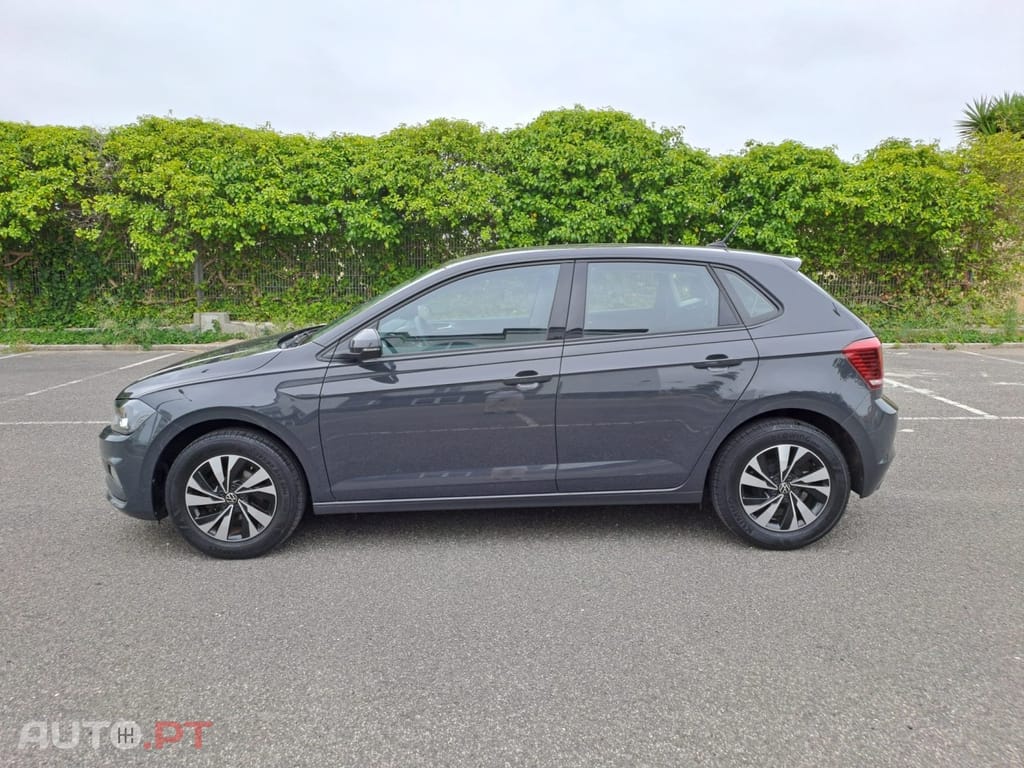 Volkswagen Polo 1.0 Confortline
