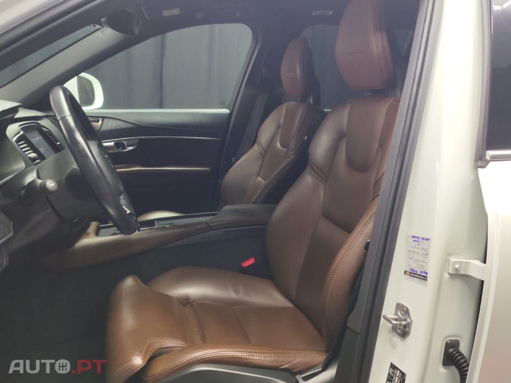 Volvo XC 90 2.0 T8 PHEV Inscription AWD — fotografia 9